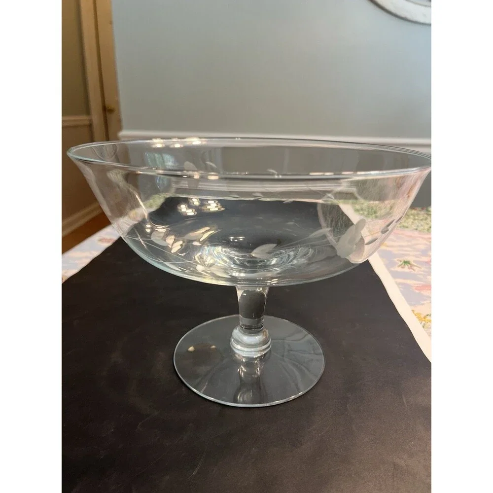 Princess House Heritage Floral Etched Pedestal Compote Bowl 7” T x 9.75” W - USA